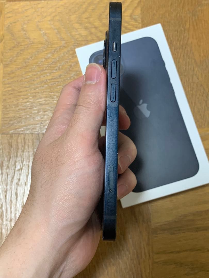 Apple iPhone 13 ブラック 本体 箱付き