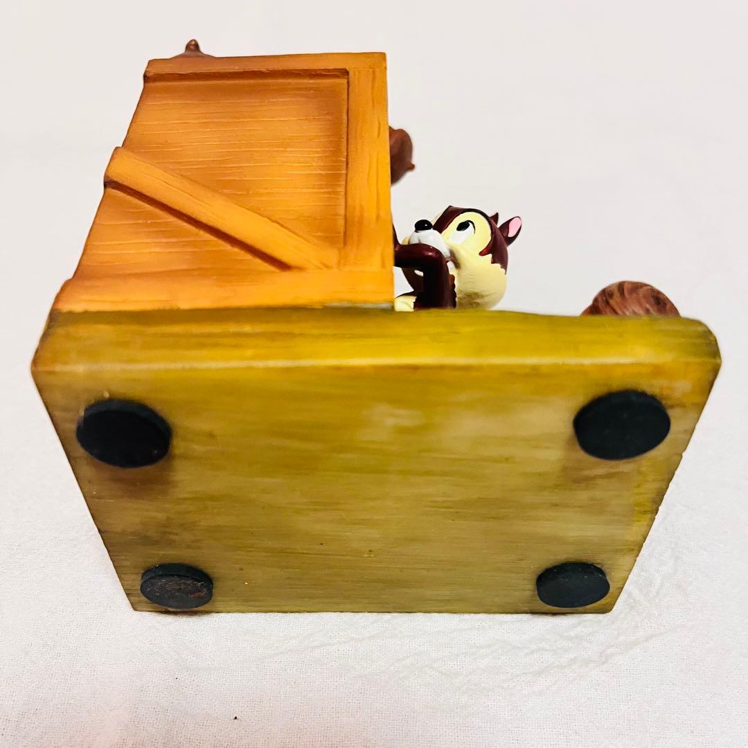 ディズニーリゾート　チップ　デール　ブックエンド　フィギュア