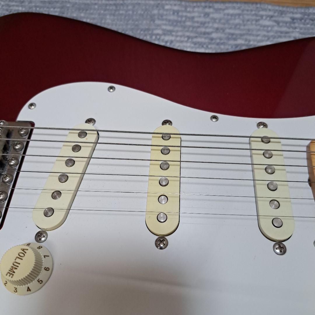 フェンダージャパン　ストラトキャスター　ケース付き　美品