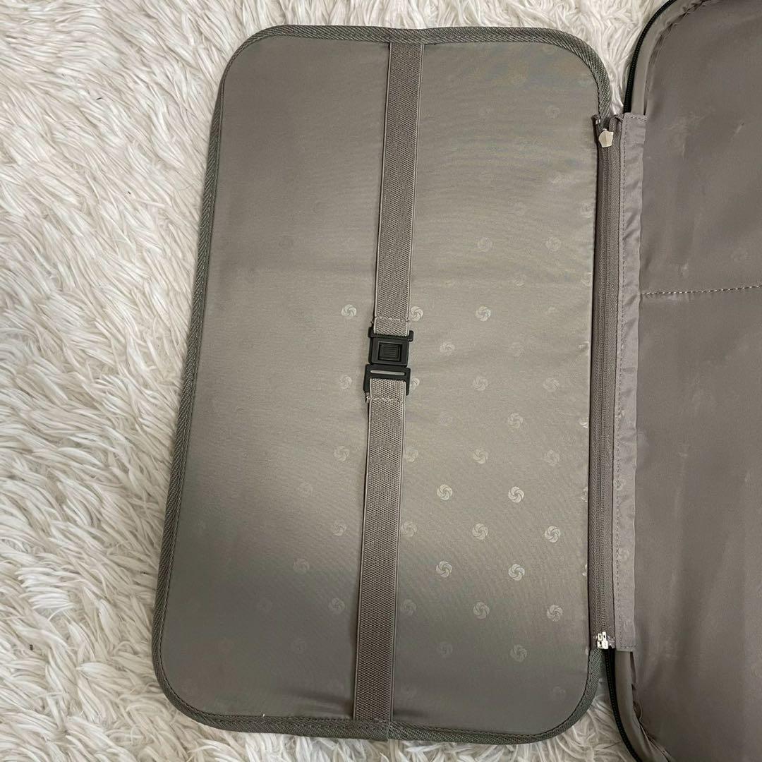 美品　サムソナイト　キャリーケース　キャリーオンバッグ　機内持込　ブラック