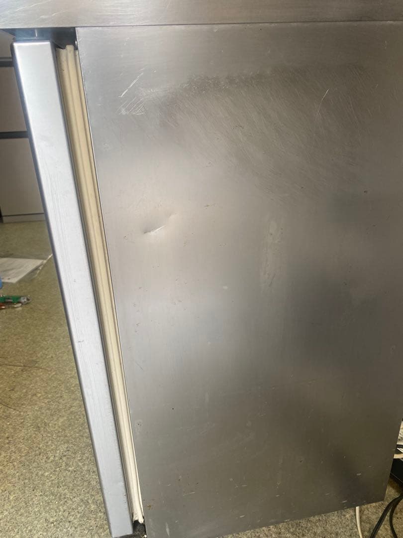 ジャスミンローズ 　SANYO 業務用冷蔵庫 単相 100V