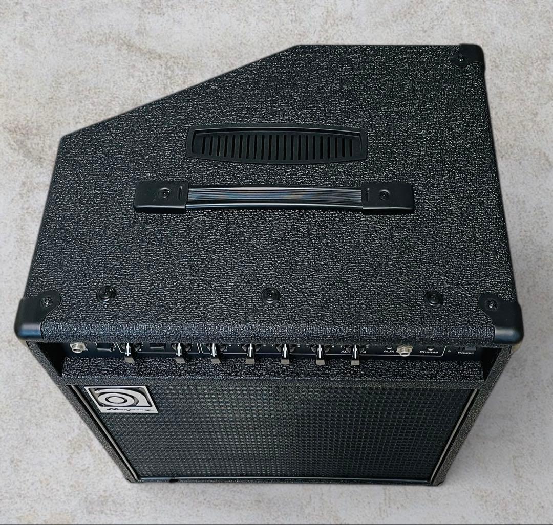 （美品）Ampeg BA-110 V2 ベースコンボアンプ