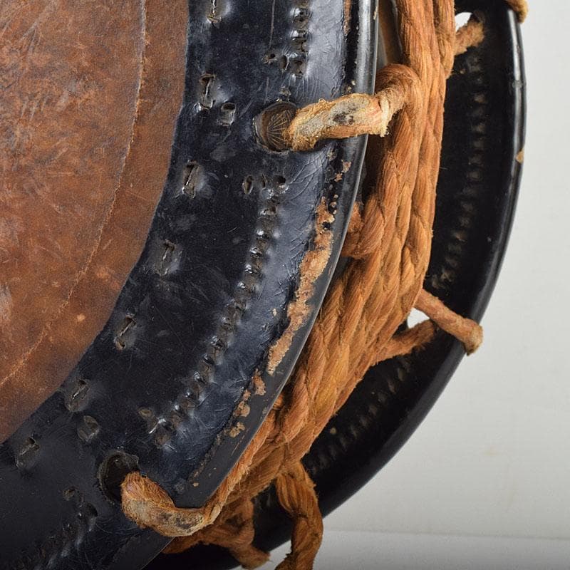 和楽器　和太鼓　日の出松鶴蒔絵　締太鼓　撥付　V　R9351B