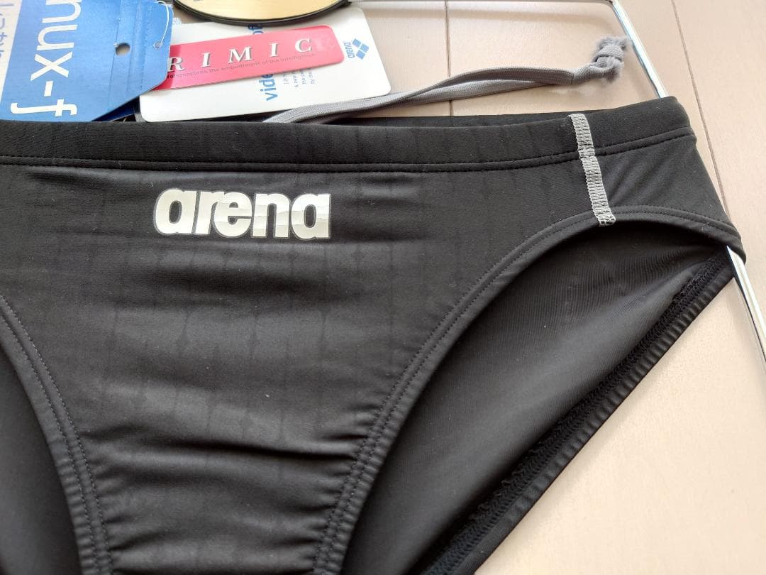 arena NUX-f ニュークス ARN-6015光沢ブラック Lサイズ競パン