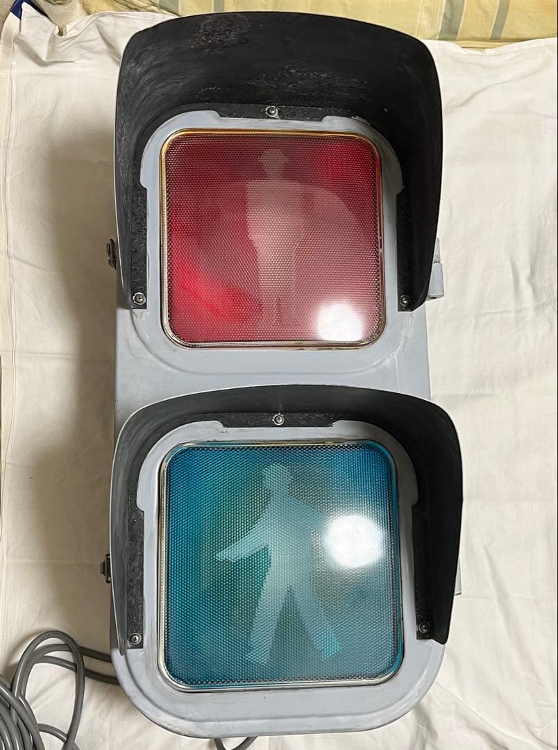 小糸工業製　歩行者用 信号機 本物　インダストリアル　オブジェ