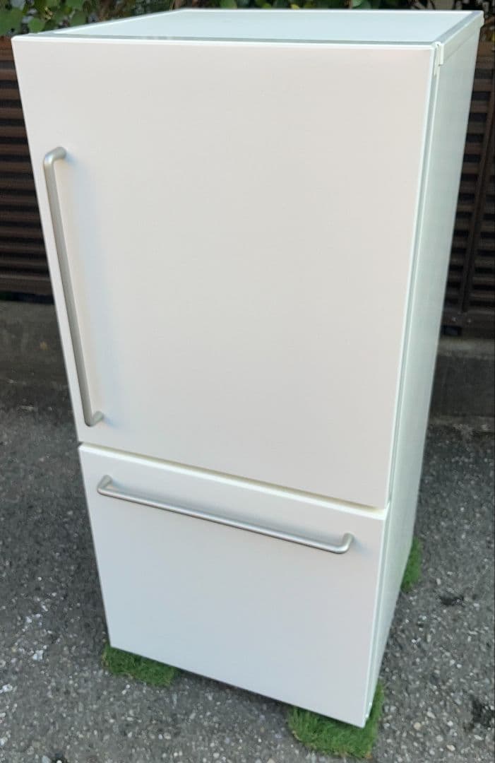 無印良品冷凍冷蔵庫　157L省エネ設計　LED照明自動霜取り機能付き18年製