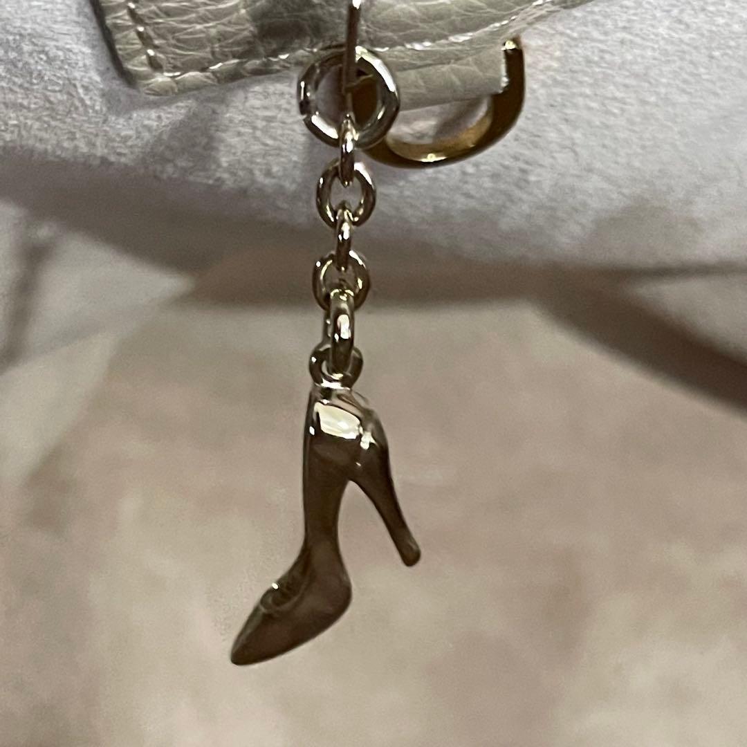 極美品✨銀座カネマツ　ハンドバッグ　シボ革　グレージュ　ラウンドジップ