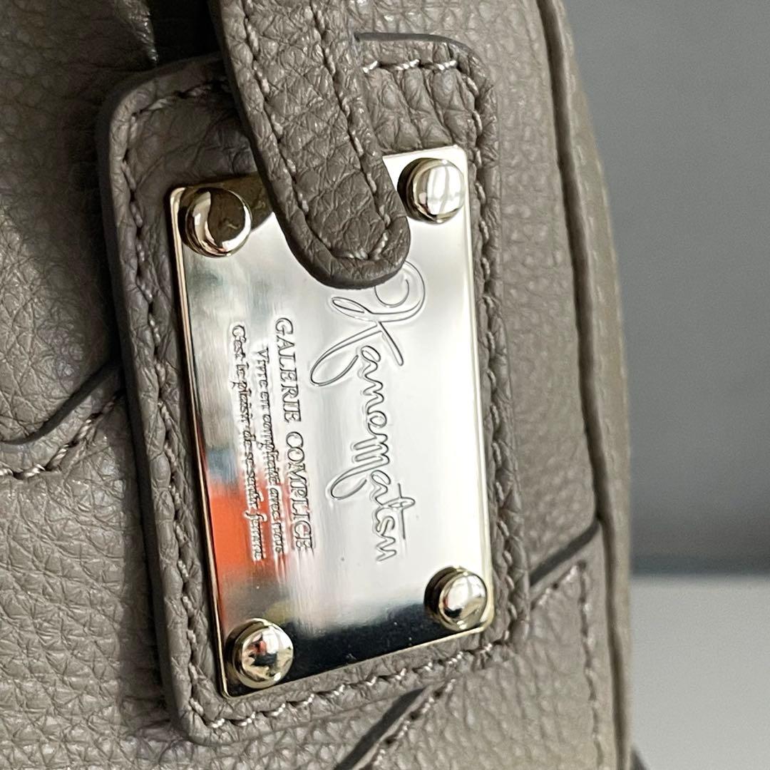 極美品✨銀座カネマツ　ハンドバッグ　シボ革　グレージュ　ラウンドジップ