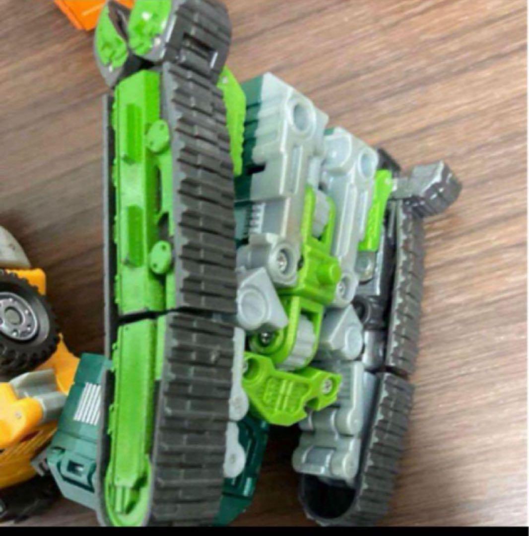 トランスフォーマー　ビルドキング　カーロボット①