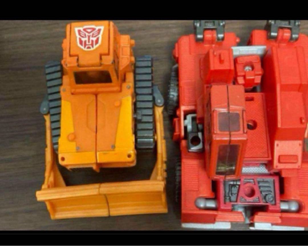 トランスフォーマー　ビルドキング　カーロボット①