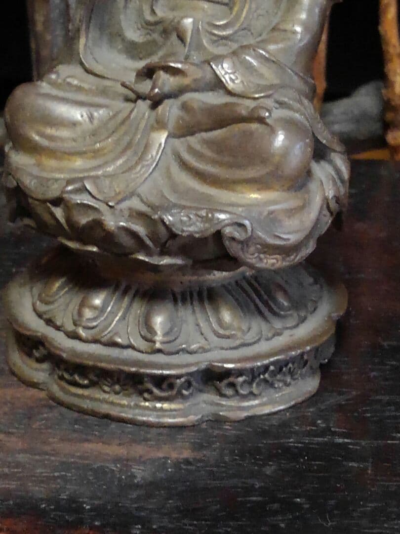 ♥小さな　観音像　観音様　とても古い　銅製　仏像　座像　骨董品　観音