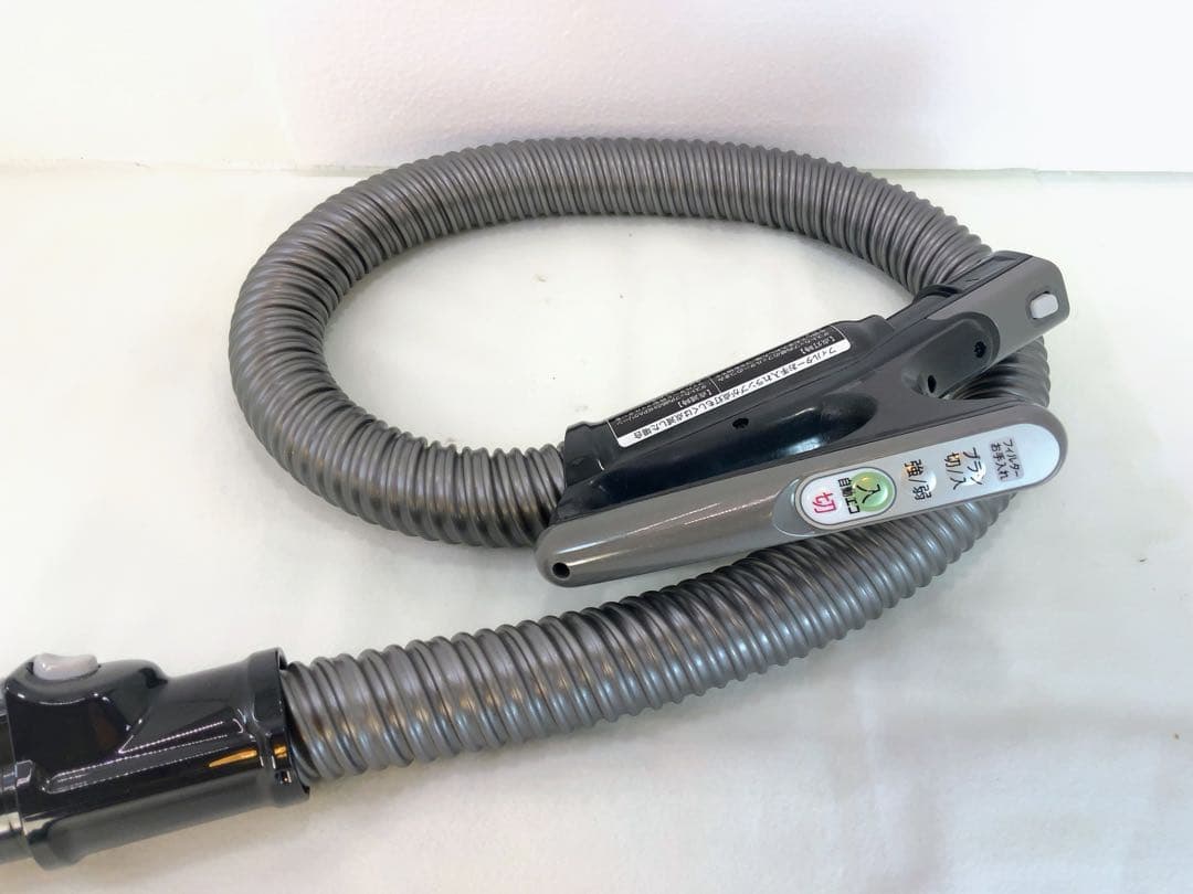 SHARP プラズマクラスター搭載 サイクロンクリーナーECーPX210ーR