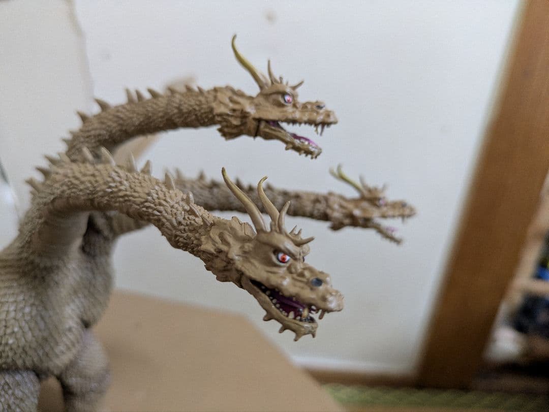 キングギドラ　海外製可動式フィギュア