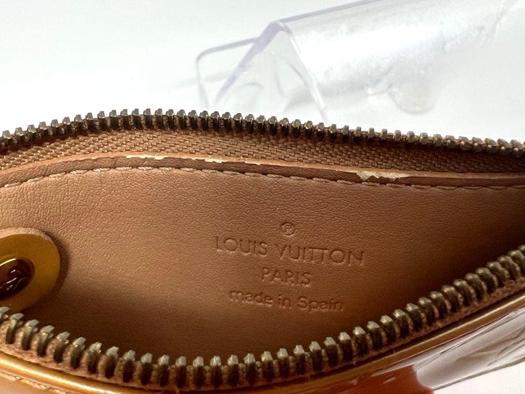 LOUIS VUITTON モノグラム　ヴェルニ ポシェット クレ※ケース無し