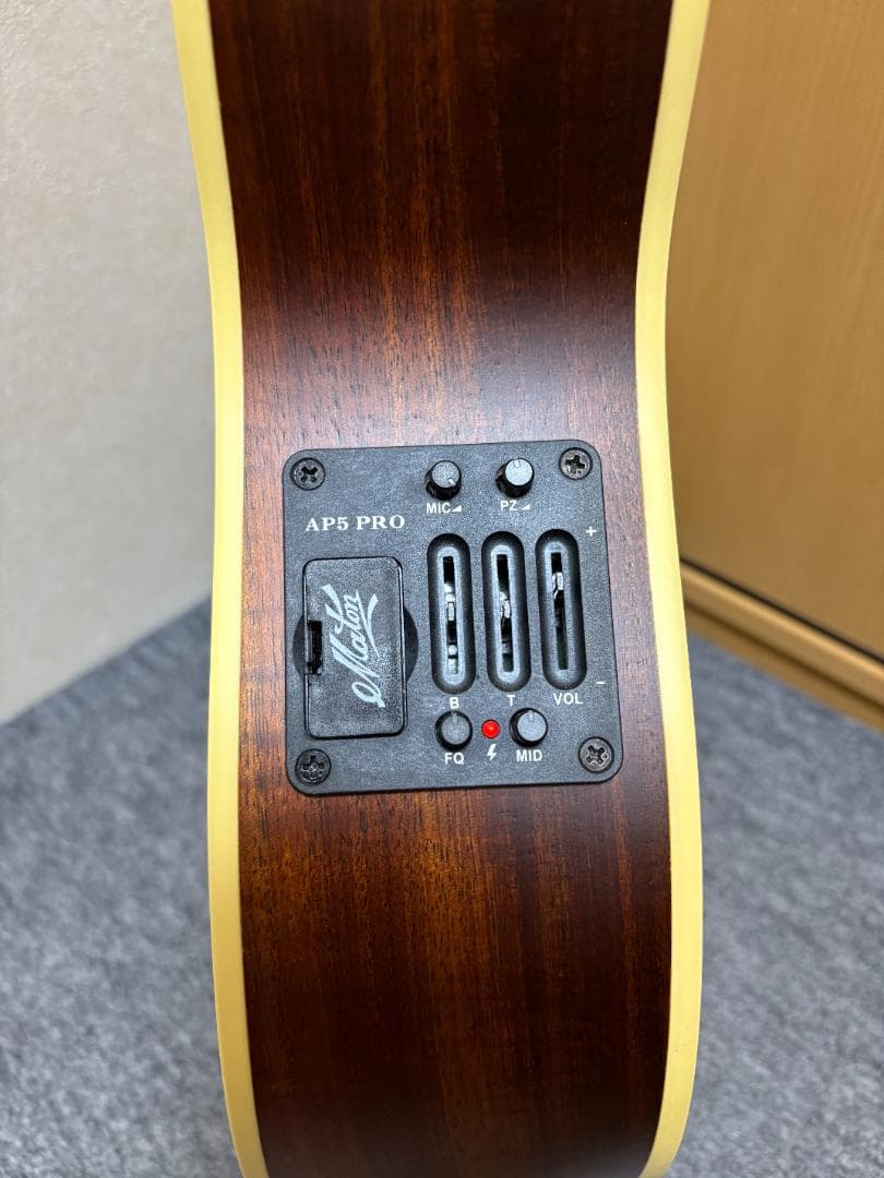 Maton EMD-6（ミニメイトン ディーゼル・スペシャル）中古品　調整済み