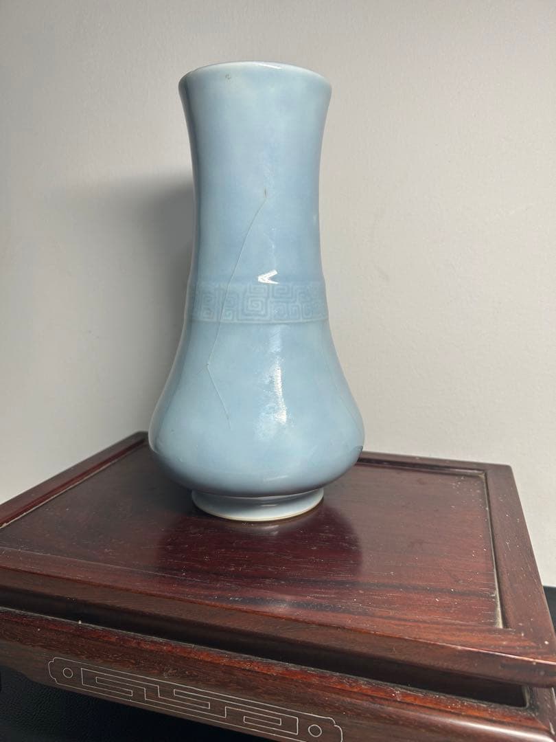中国美術　大清乾隆年製銘　天青釉花瓶　 花器 時代物　ヒビ割れ有り　 唐物 花瓶