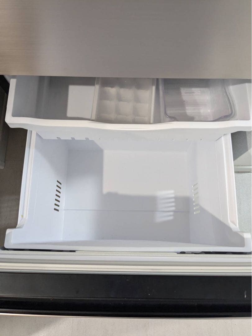 【お値下げしました！送料込み】冷蔵庫 日立 2022年 R-27SV 265L