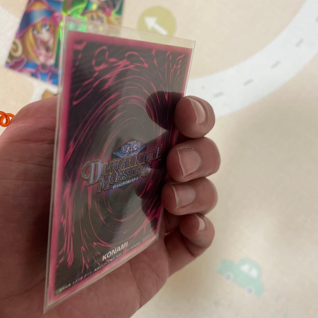 やまもんさま　左側のみ