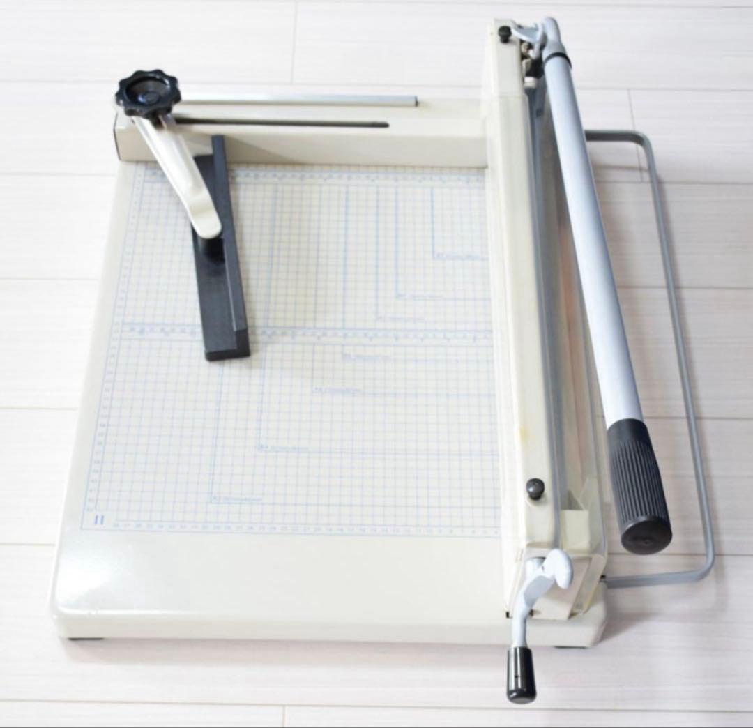 A3裁断機 手動式大型ペーパーカッター