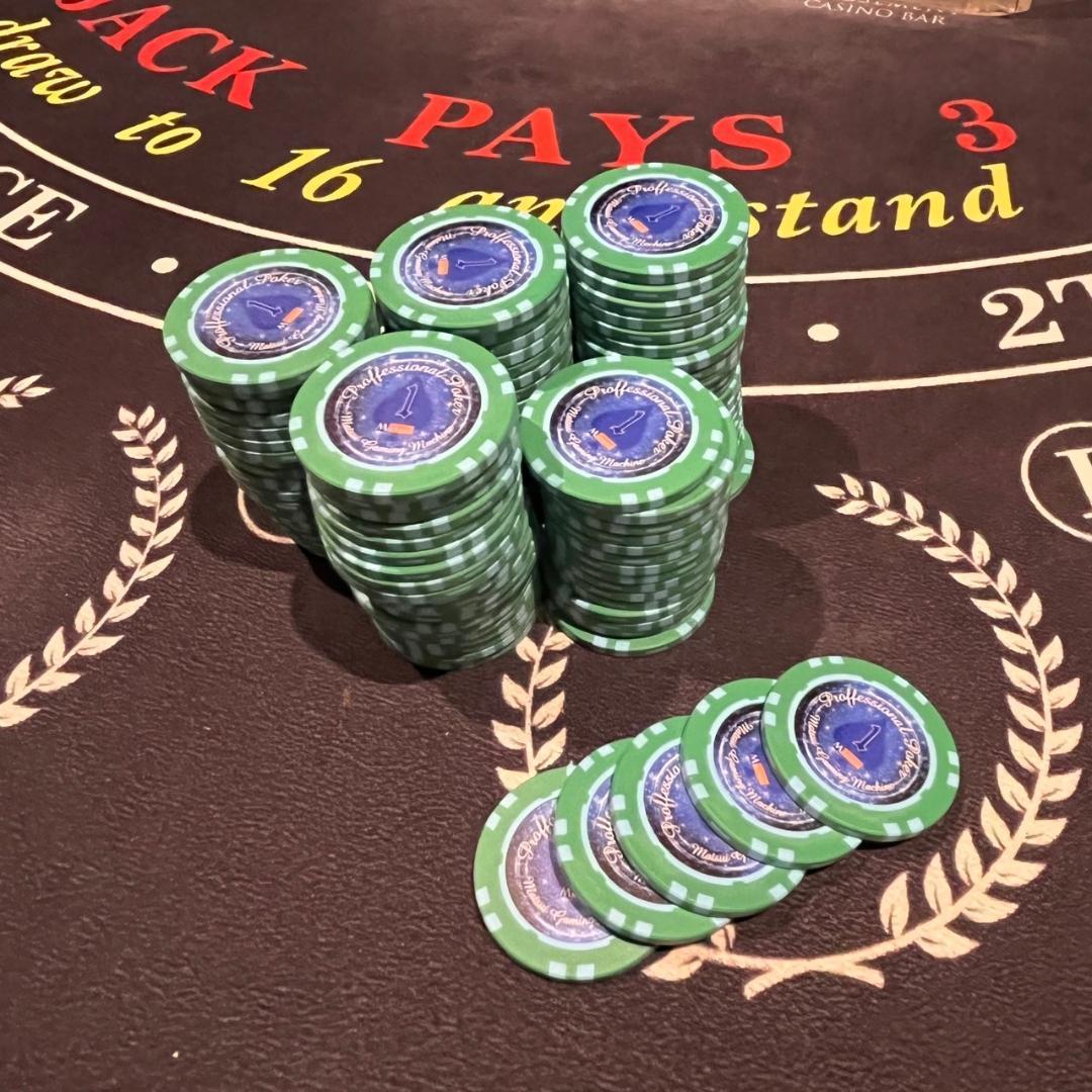 06 MGM社正規品 カジノチップ 100枚 ポーカーチップ バカラ H26年