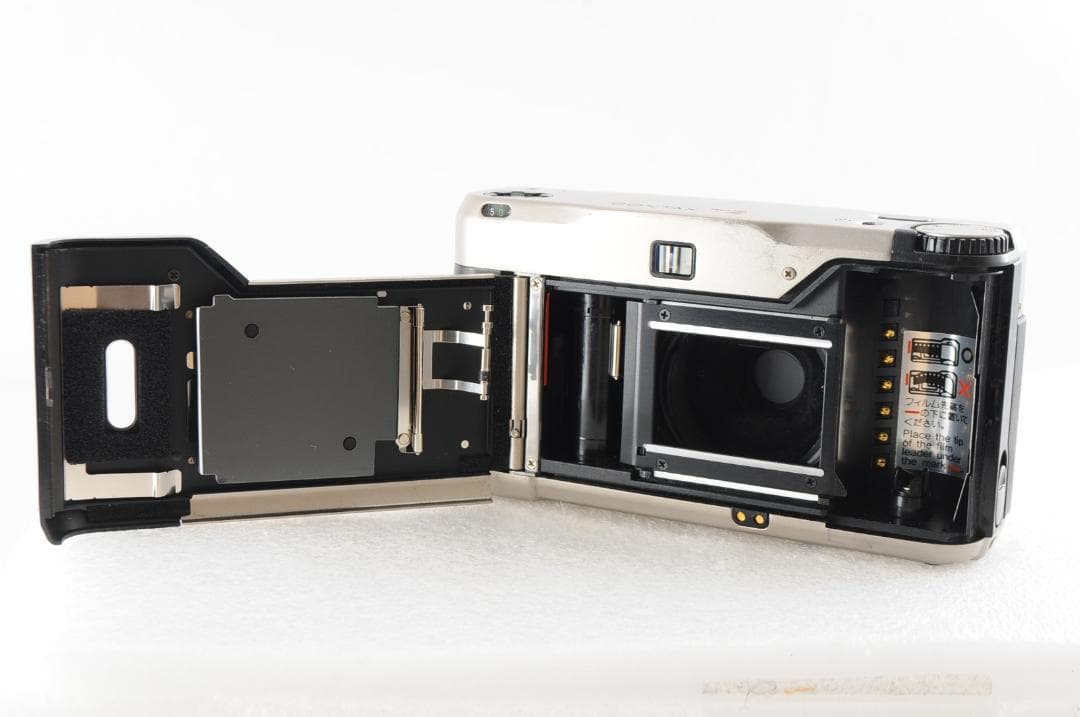 CONTAX T2 チタンシルバー コンパクトフィルムカメラ