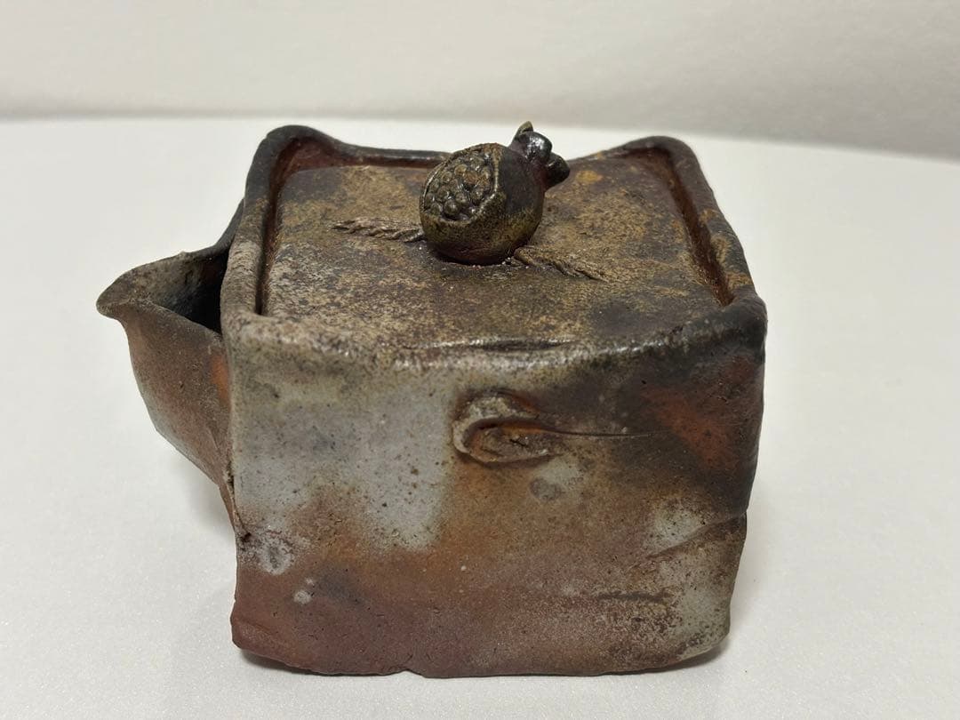 ⑭備前焼 宝瓶 登り窯 柘榴 ザクロ 4角 手びねり 急須