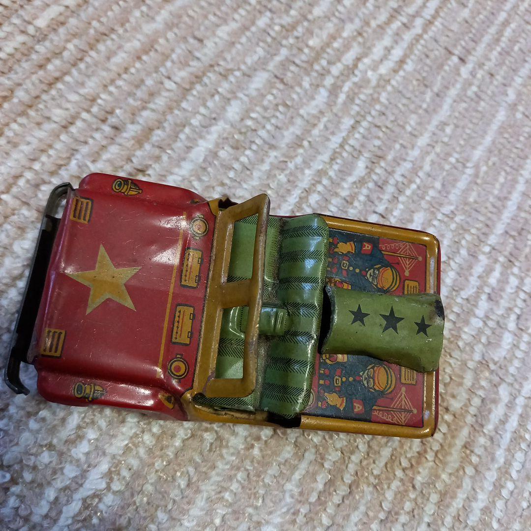 ブリキのミリタリー　当時物　ジ一プ　米軍　アンティーク　レトロ