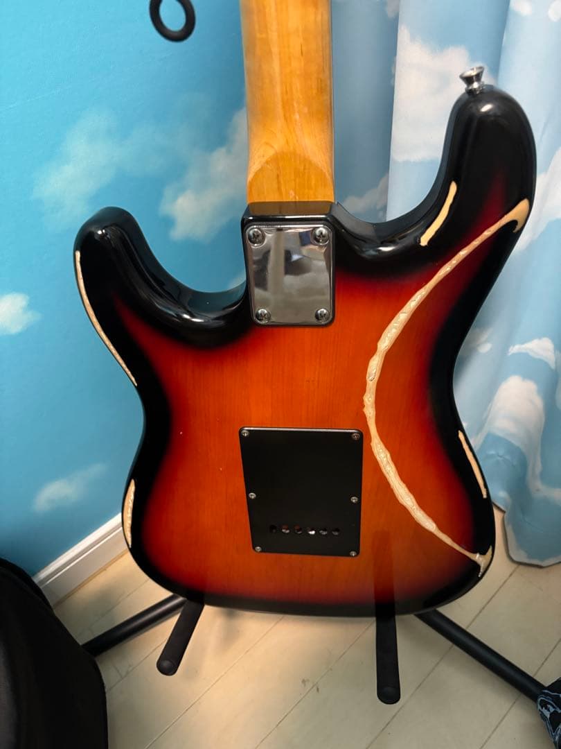 レリック加工　Fender Stratocaster ？サンバースト