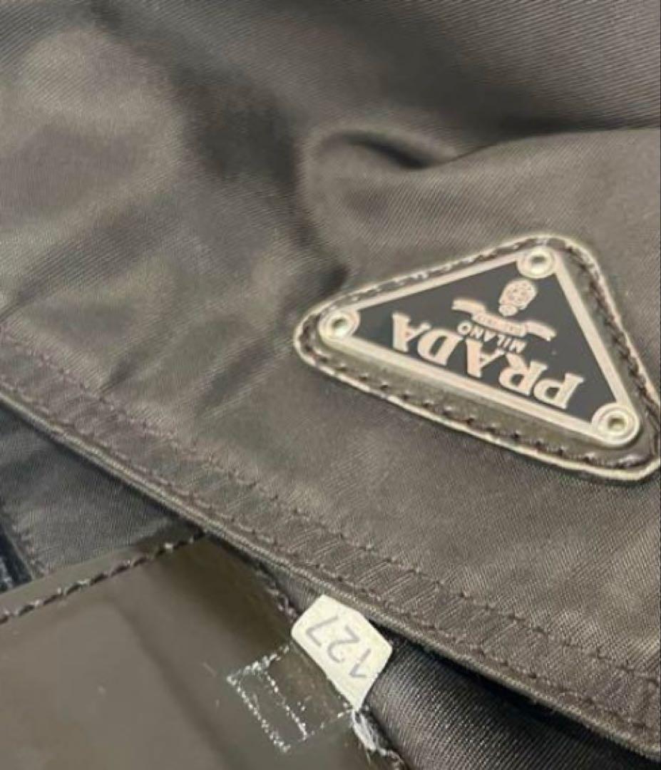 プラダ☆ 斜めがけショルダー　クロスボディ　ポシェット　　ボディバッグ　ナイロン