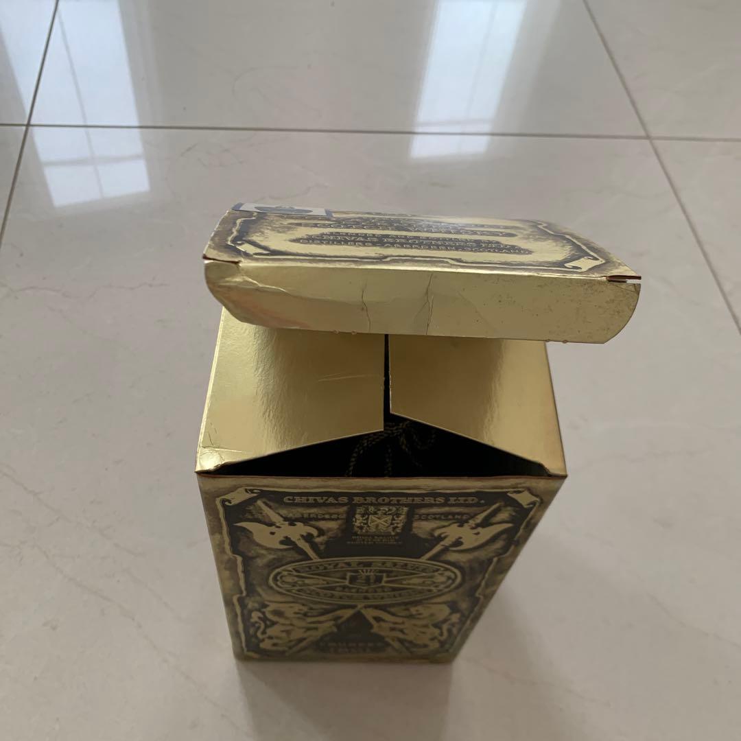 シーバス　ロイヤルサルート21年　陶器ボトル　巾着・箱付【古酒】