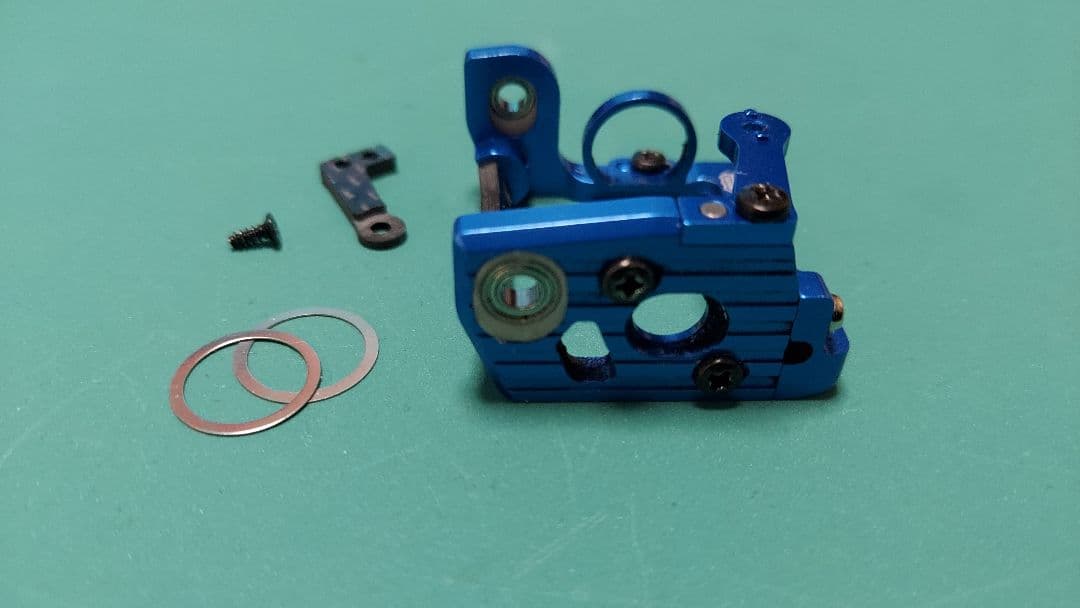 ミニッツ用　　 [LM]アルミモーターマウント(R246)