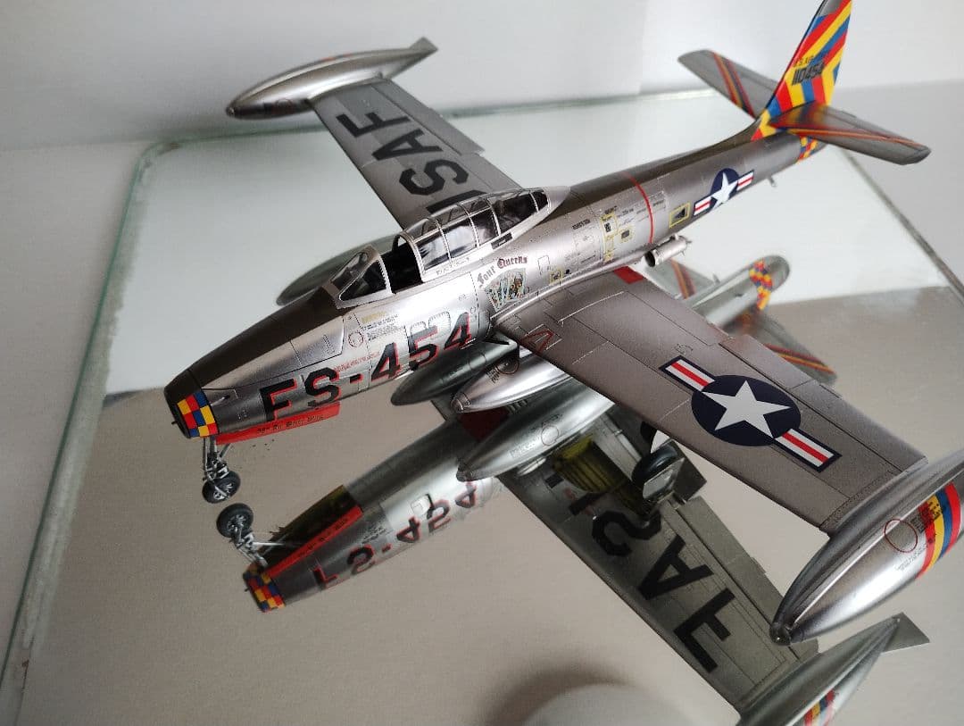 プラモデル完成機　1/48　リパブリックF-84Gサンダージェット