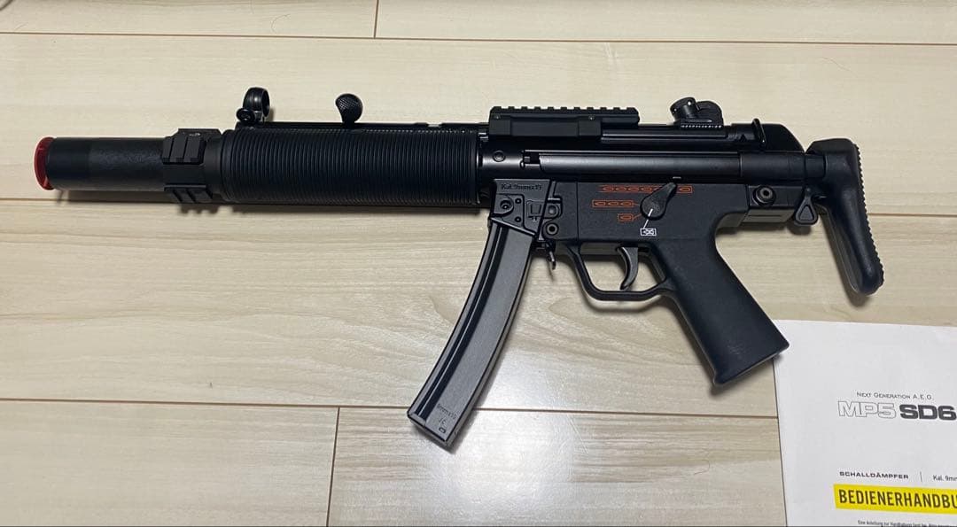 c*r様 ほぼ未使用　東京マルイ　次世代電動ガン　mp5 mp5sd6