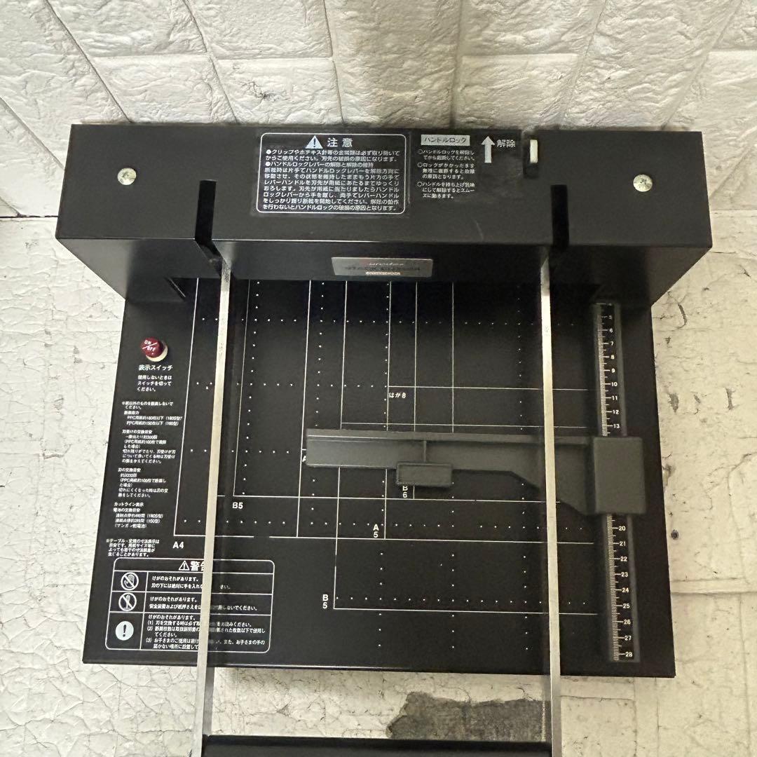 DURODEX 自炊裁断機 ブラック 200DX　コンパクト裁断機