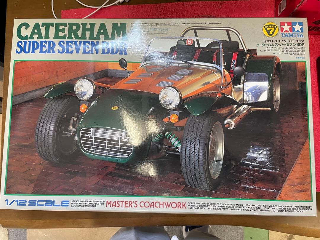 ケータハム　スーパーセブン　1/12プラモデル