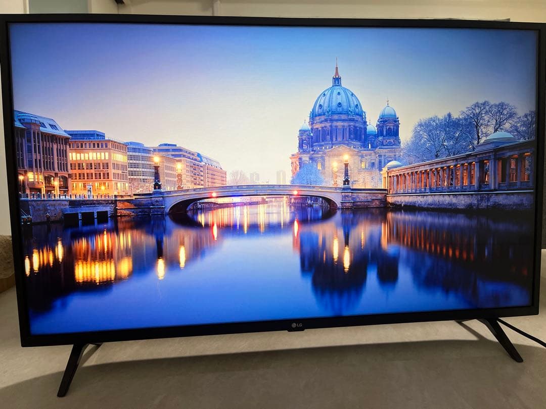 LG 43V型4K液晶テレビ 43UM7300EJA