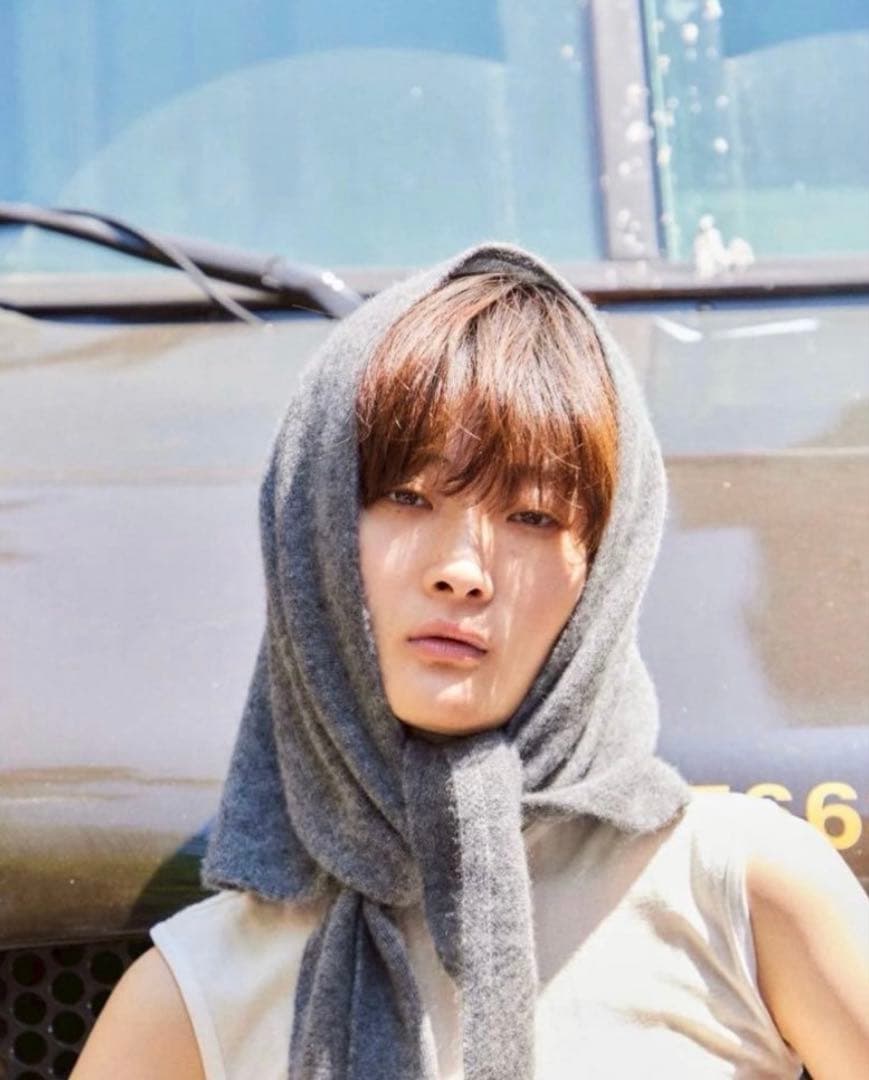 SHISHIKUI SANKAKU グレー新品未使用　シシクイ