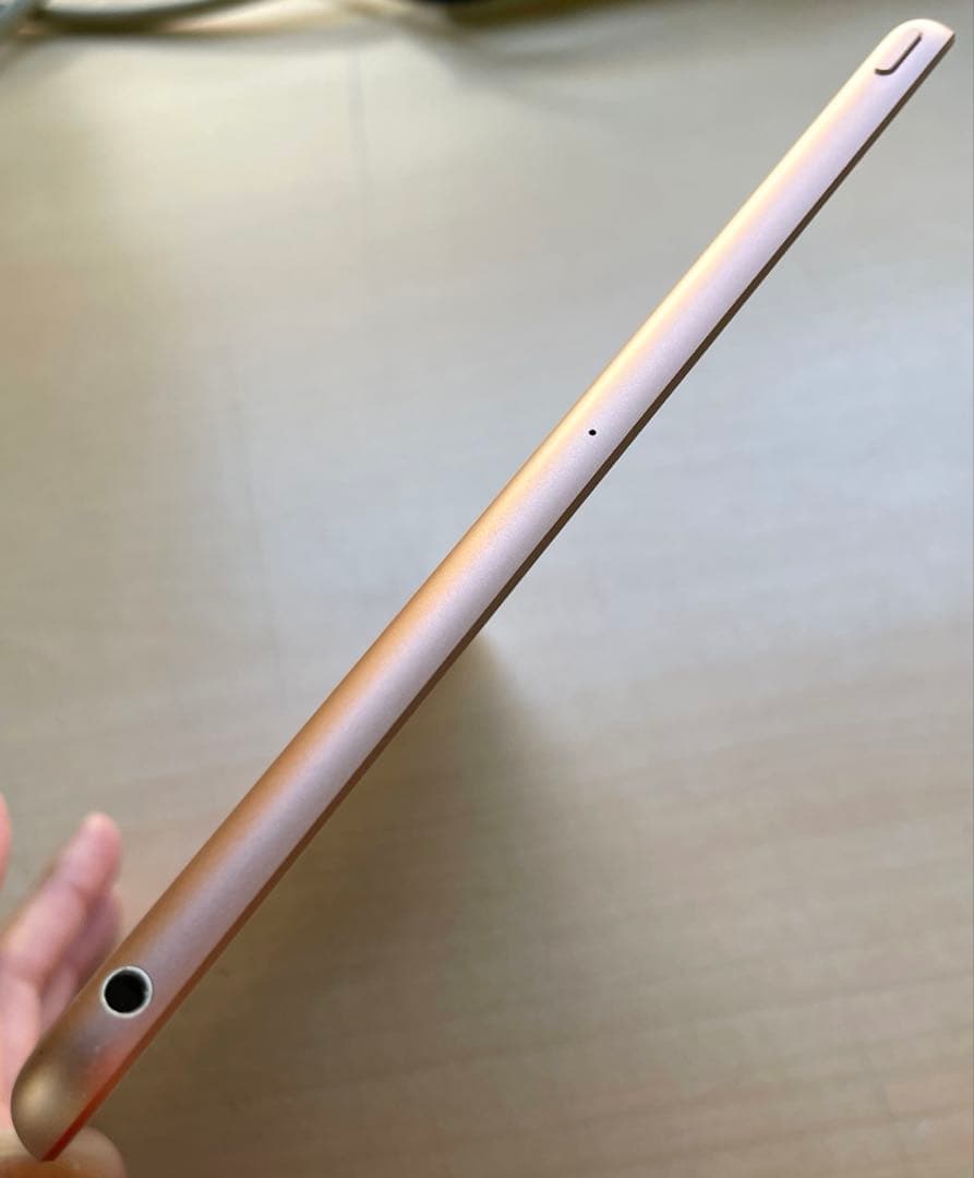 iPad 第7世代　A2197 Wi-Fi　ゴールド　128GB 超美品　#4