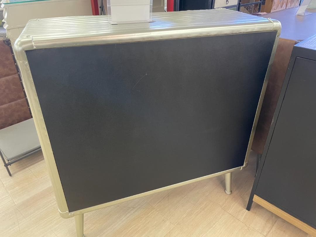 男前インテリア　キャビネット　ワイド　インダストリアル　収納　引出し　スチール