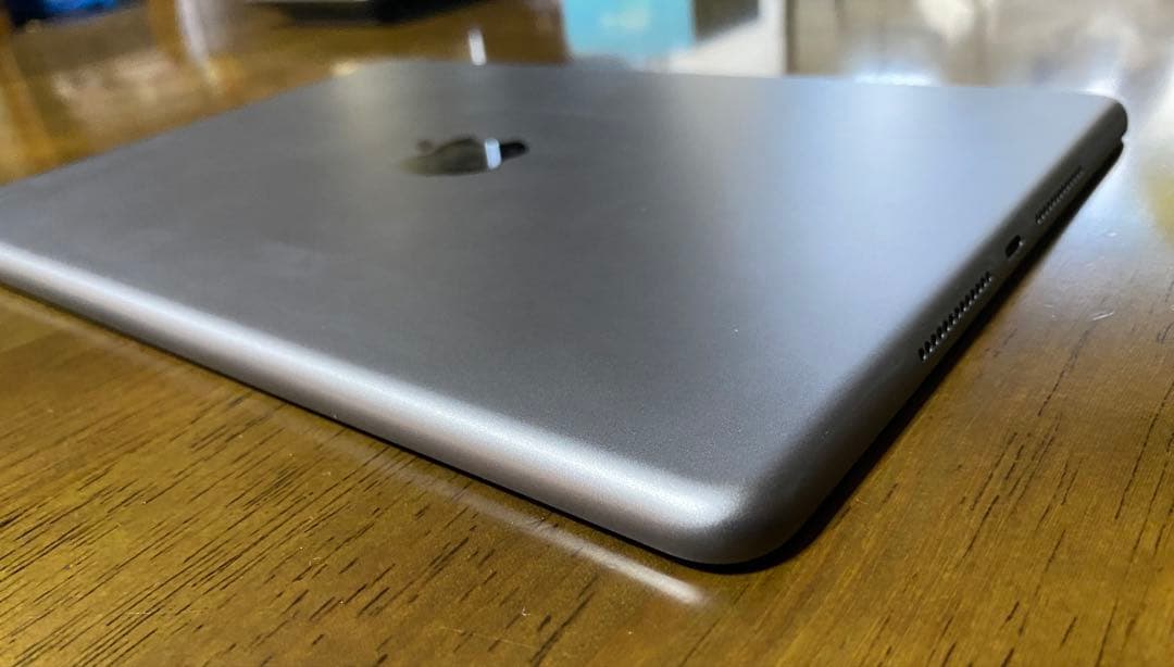 iPad Wi-Fi 32GB（第8世代）【整備済製品】BT100%