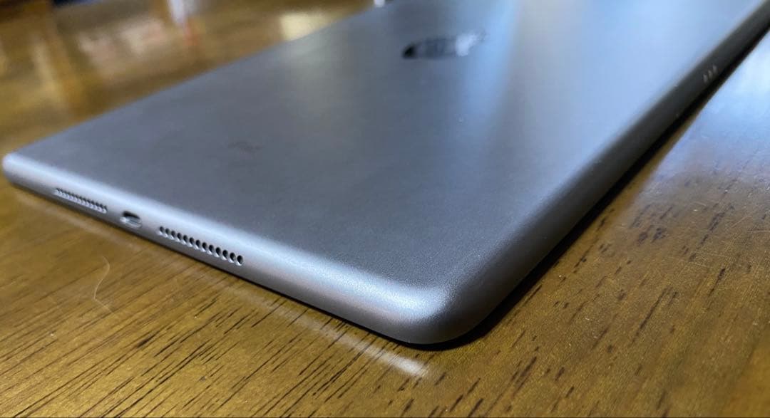 iPad Wi-Fi 32GB（第8世代）【整備済製品】BT100%