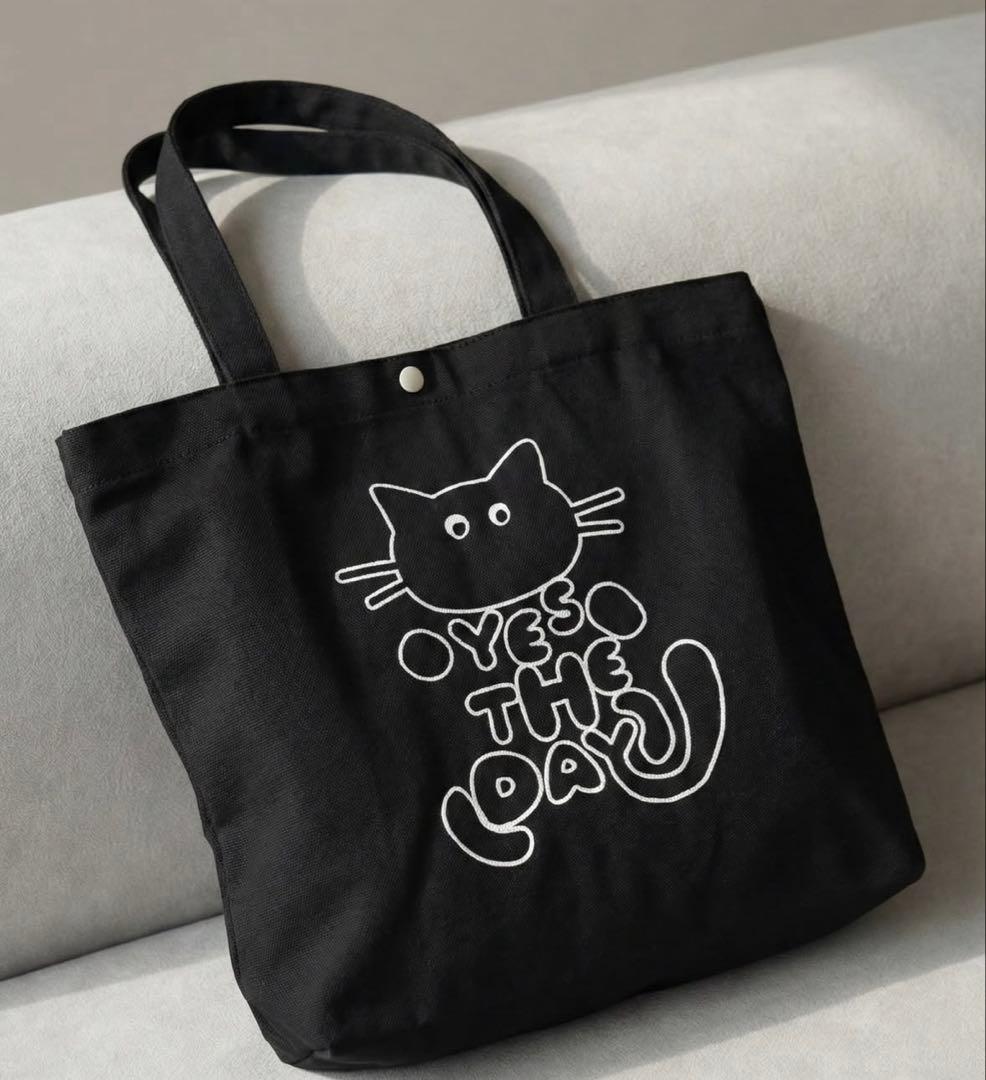 みつき橙　マウスラビット　黒バッグ　グレーパーカー