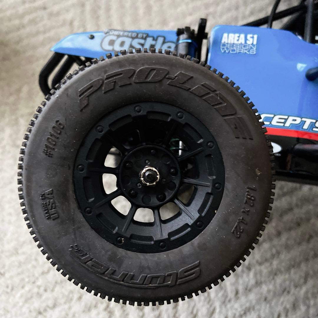 Associate SC10B アソシエイテッド バギーチャンプ トマホーク