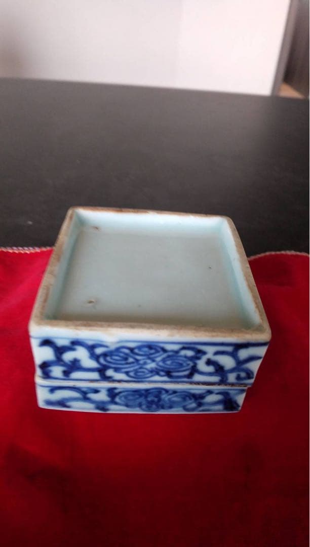 中国　香合　清朝時代　青華