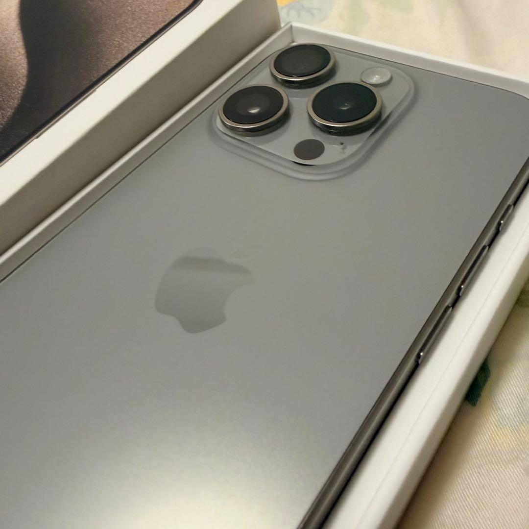 3連休値引【美品】⭐️iPhone 15 Pro 256GB⭐️ナチュラルチタニウム