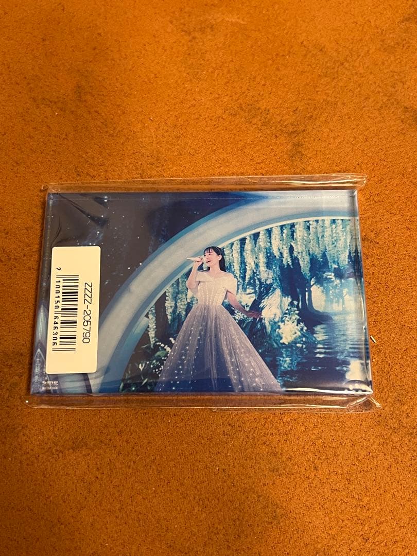 西野カナ　Fall In Love With You Again アクリル