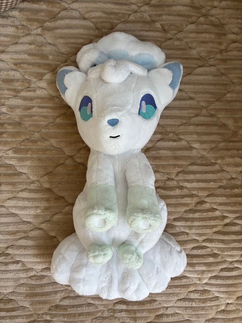 ポケモン　ぬいぐるみ　アローラロコン　リーリエのシロン　等身大