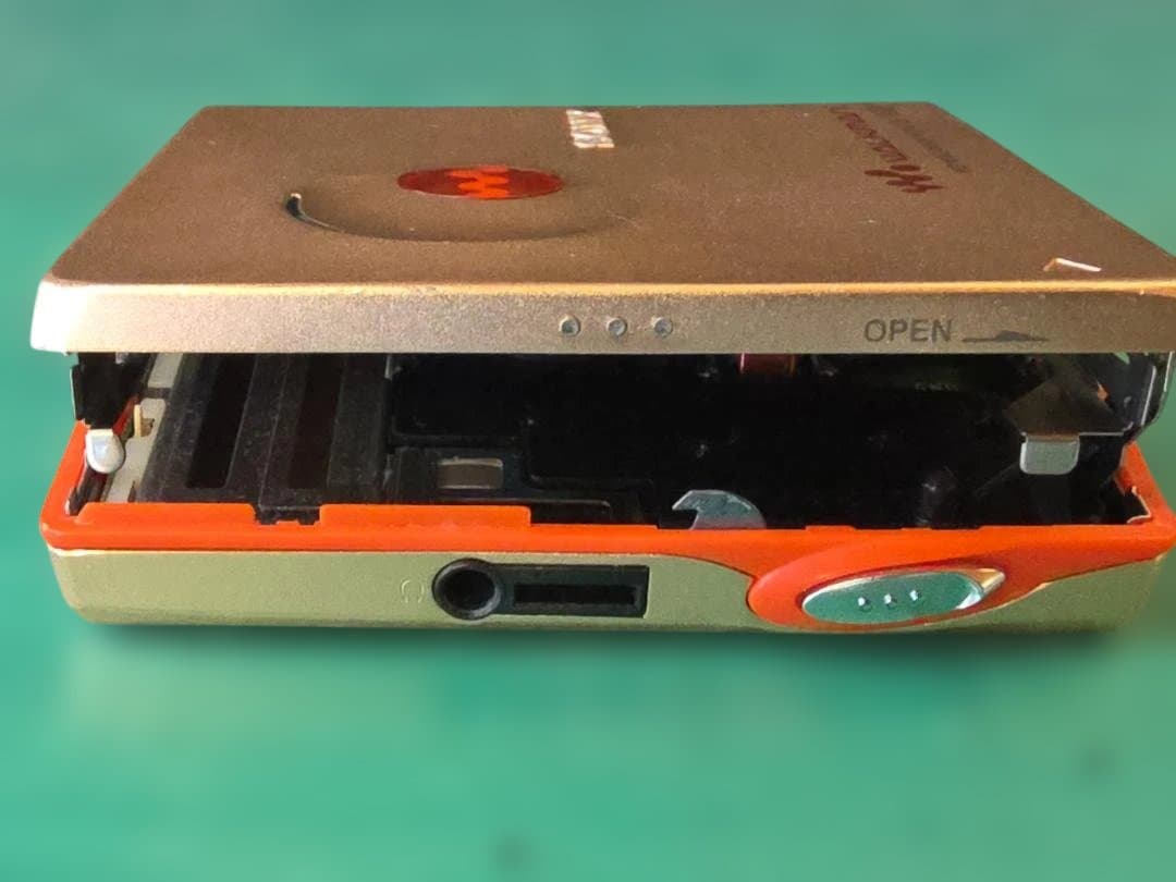 SONY ポータブルMDプレーヤー MZ-E707 オレンジ