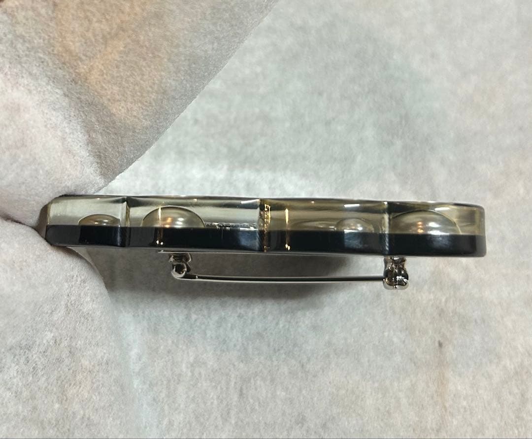 CHANELシャネル　ブローチ　雲　CCマーク パール