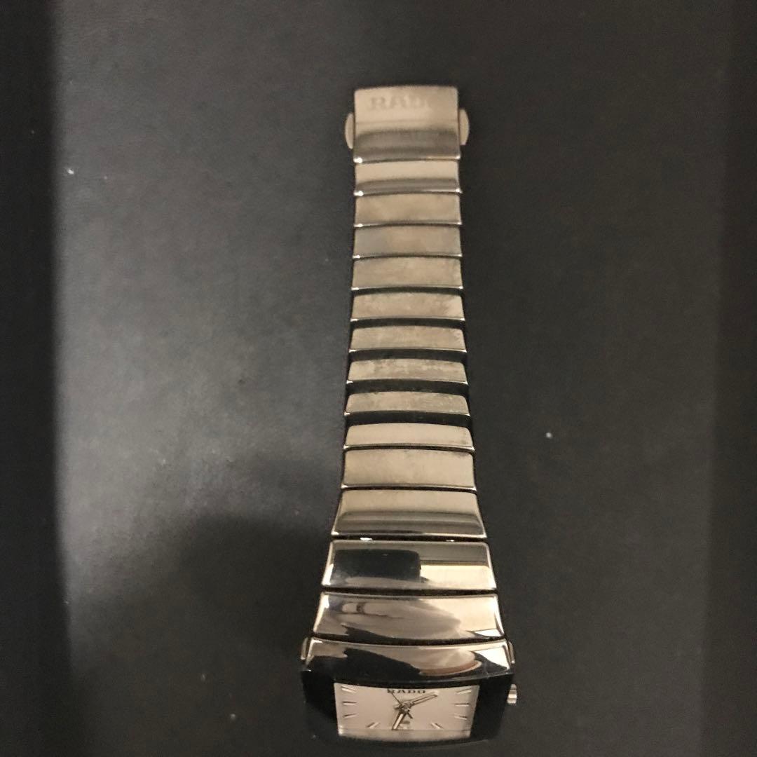 【箱・保証書・冊子・コマ付き美品】RADO クォーツ腕時計 ホワイト スイス製